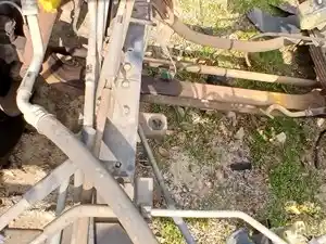 Used 2002 Chevrolet W4500 Front Axle, Complete (Stock #262-009250-10)) Part Image