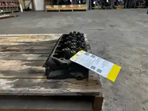 Used 2003 International VT-365 6.0L Head (Stock #P-102891)) Part Image