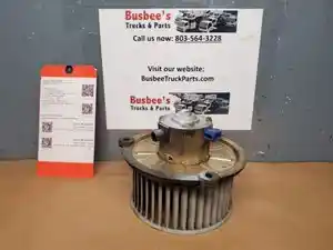 Used 2003 Isuzu FRR FSR FTR FVR W/T5500 T6500 T7500 Blower Motor (Stock #P-104479)) Part Image