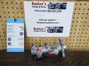 Used 2004 Mitsubishi FE Brake Master Cylinder (Stock #P-105003)) Part Image