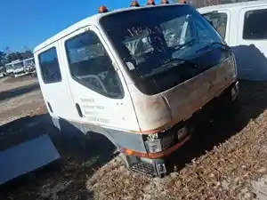 Used 2004 Mitsubishi FE640W Cab (Stock #184-008014-4)) Part Image
