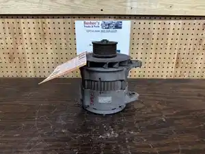 Used 2005 Hino J08E Alternator (Stock #P-1496)) Part Image