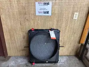 Used 2005 Isuzu NPR Radiator (Stock #P-104216)) Part Image