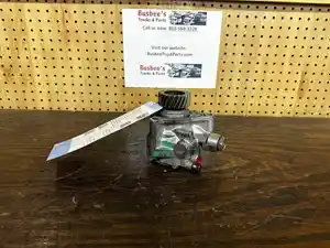 Used 2005 Mitsubishi 4M50 Steering Pump Image
