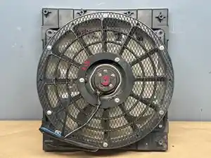 Used 2006 Isuzu NPR A/C Condenser (Stock #P-102973)) Part Image