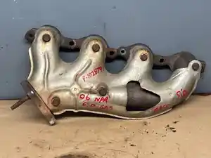 Used 2006 Isuzu 6.0L GAS Exhaust Manifold (Stock #P-102879)) Part Image