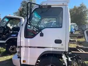 Used 2006 Isuzu NPR Door (Stock #233-026227-16)) Part Image