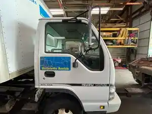 Used 2006 Isuzu NPR Door (Stock #233-801385-5)) Part Image