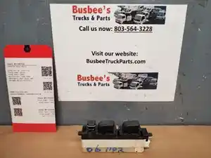 Used 2006 Isuzu NPR Interior Misc Part (Stock #P-104716)) Part Image