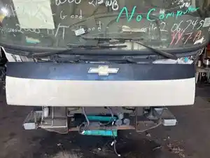 Used 2007 Chevrolet T6500 Hood (Stock #211-412054-6)) Part Image