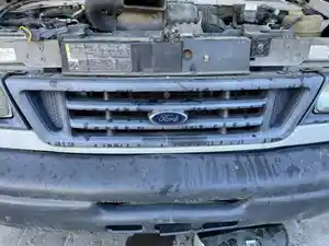 Used 2007 Ford E-450 Super Duty Grille (Stock #212-A76898-3)) Part Image