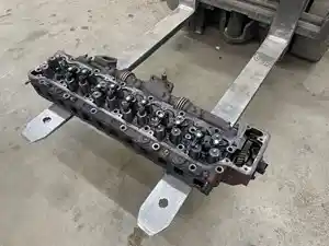 Used 2007 Hino J08E Head (Stock #P-102883)) Part Image