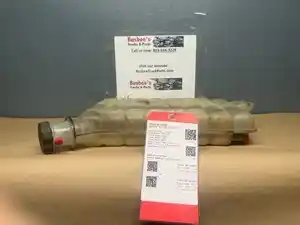 【中古】 Message in a Bottle RawB Used 2007 Isuzu FTR Radiator Overflow Bottle for sale