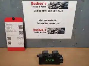 Used 2015 Isuzu NPR Interior Misc Part (Stock #P-104720)) Part Image