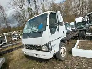 Used 2007 Isuzu NQR Cab (Stock #213-300352-1)) Part Image