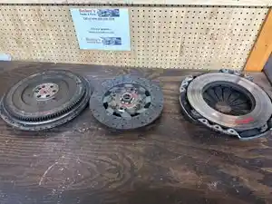 Used 2007 Mitsubishi Clutch Assy (Stock #P-103152)) Part Image