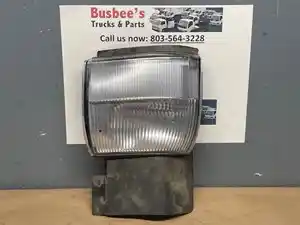 Used 2007 UD/Nissan UD2600 Headlamp Assy (Stock #P-103053)) Part Image
