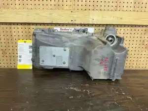 Used 2008 GM/Chev (HD) 4.8 Oil Pan (Stock #P-105047)) Part Image