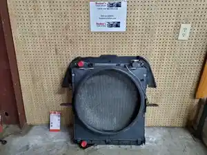 Used 2008 Isuzu NPR Radiator (Stock #P-104219)) Part Image