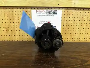 Used 2008 Mitsubishi 4M50 Fuel Gear Pump (Stock #P-846)) Part Image