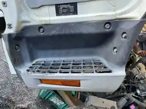Used 2008 Mitsubishi FE83D Step (Stock #192-006884-13)) Part Image