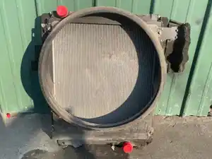 Used 2008 Mitsubishi FE85D Radiator (Stock #194-004411-3)) Part Image