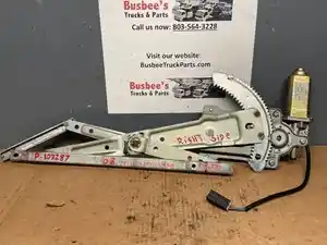 Used 2008 UD/Nissan UD1400 Door Window Regulator (Stock #P-103287)) Part Image