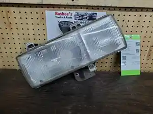 Used 2008 UD/Nissan UD1800HD Headlamp Assy (Stock #P-103395)) Part Image