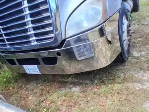 Used 2009 Freightliner Cascadia 125 Bumper (Stock #252-AE8570-1)) Part Image