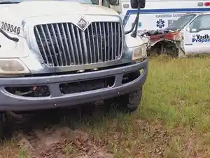 Used 2009 International 4300 Bumper Image