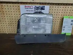 Used 2009 UD/Nissan UD1400 Headlamp Assy (Stock #P-103792)) Part Image