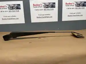 Used 2009 UD/Nissan UD2000 Wiper Arm (Stock #221-H75043-11)) Part Image