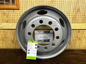 Used 2010 Hub Pilot / Unimount 22.5 X 8.25 Wheel Image