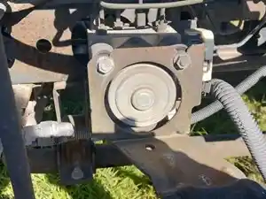 Used 2011 Isuzu NPR ABS Brake Pump (Stock #223-401923-2)) Part Image