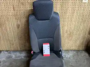 Used 2011 Isuzu NPR Seat (Stock #P-105027)) Part Image