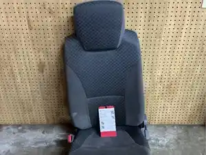 Used 2011 Isuzu NPR Seat (Stock #P-104965)) Part Image