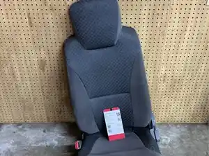 Used 2011 Isuzu NPR Seat (Stock #P-104957)) Part Image