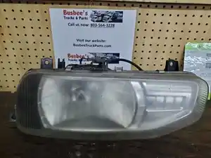 Used 2011 UD/Nissan UD1800 Headlamp Assy (Stock #P-103738)) Part Image