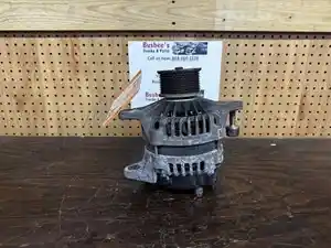 Used 2012 Hino JO8E-VC Alternator (Stock #P-1494)) Part Image