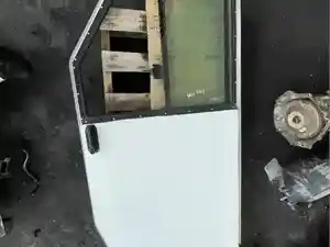 Used 2012 Isuzu Reach Door (Stock #P-102961)) Part Image