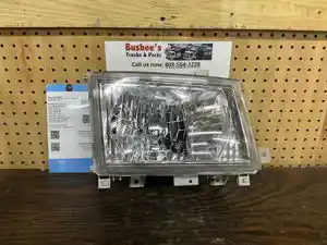Used 2012 Mitsubishi FE Headlamp Assy (Stock #P-105002)) Part Image