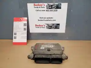 Used 2015 Isuzu 4HK1-TC ECM (Stock #P-103948)) Part Image