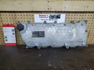 Used 2015 Isuzu 4HK1 Valve Cover (Stock #P-104023)) Part Image
