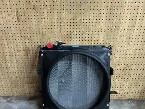 Used 2015 Isuzu Reach Radiator (Stock #P-105018)) Part Image