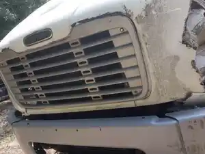 Used 2016 Freightliner M2 106 Grille (Stock #243-HF7777-8)) Part Image