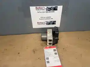 Used 2016 Isuzu NPR/NPR-HD ABS Brake Pump (Stock #P-103401)) Part Image