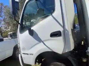Used 2018 Hino 165 Door (Stock #253-003124-5)) Part Image