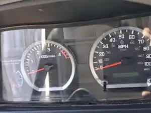 Used 2018 Isuzu Reach Instrument Cluster (Stock #231-W01805-14)) Part Image