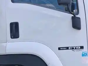 Used 2019 Isuzu FTR Door (Stock #232-G00637-16)) Part Image