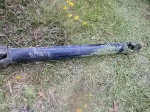 Used 2021 Isuzu NPR Driveshaft (Stock #233-K01073-10)) Part Image